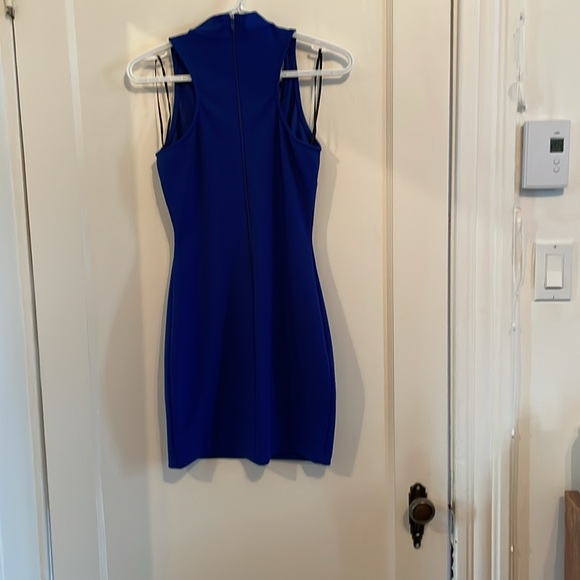 Dress - Picture 3 of 5